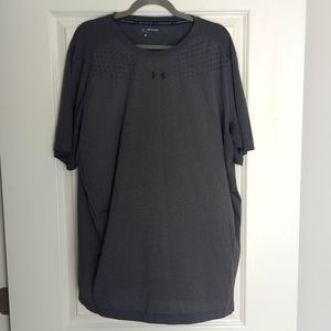 Under Armour T shirt